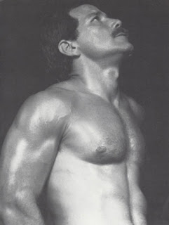 Brutos-Eros: Mickey Squires