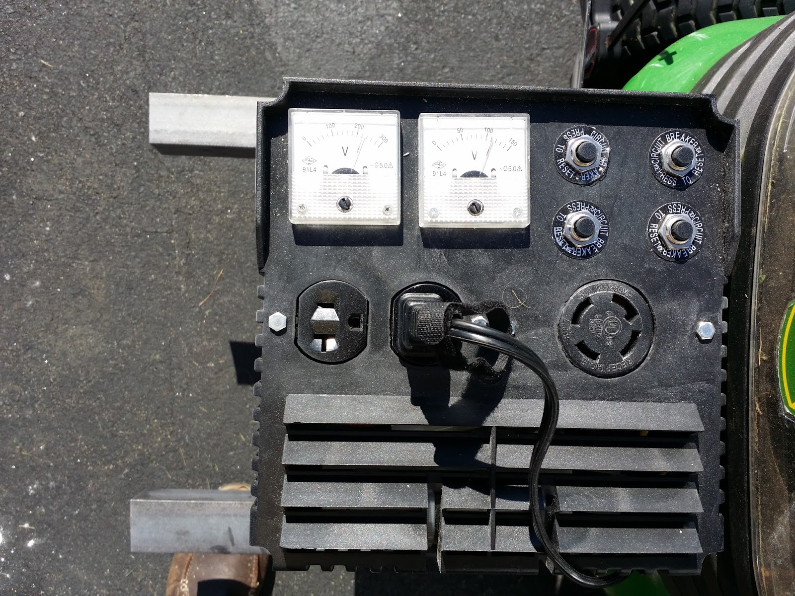 Light Cogitation Generator made from Harborfreight generator head unit