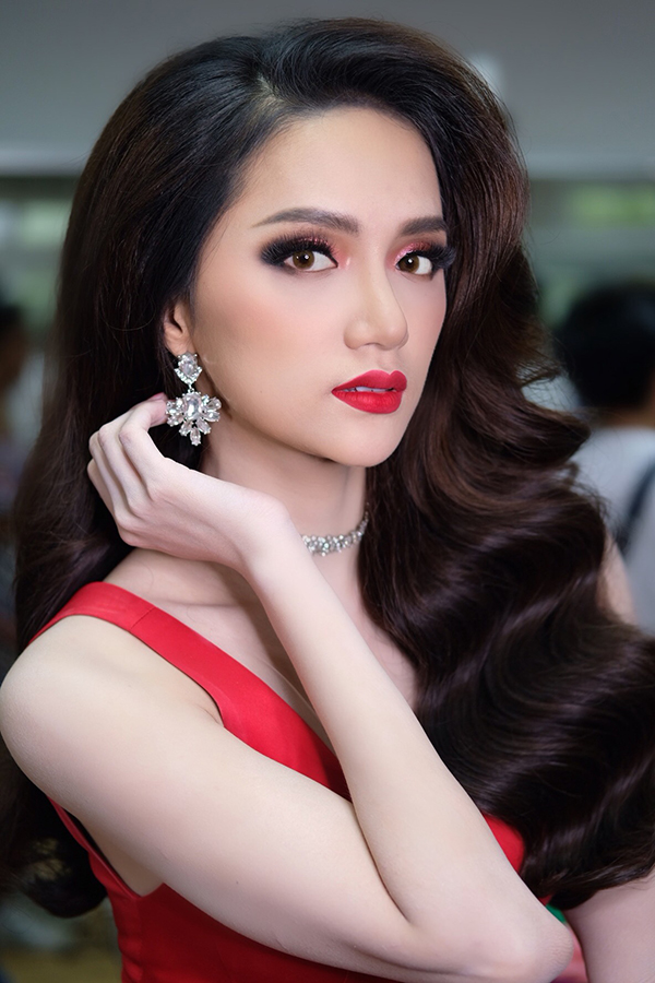 hoa hậu chuyển giới quốc tế Hương Giang Idol 1 hoa hậu chuyển giới quốc tế Hương Giang Idol 1