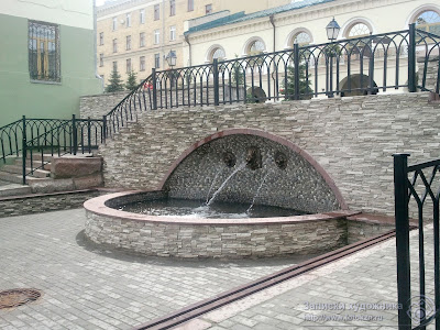 Улица Миславского, фонтан