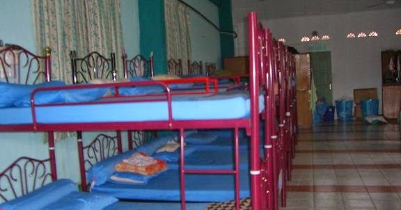 Seram : Hostel - Bahagian 2  Blog Himpunan Cerita