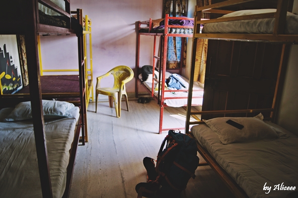 Blox-Hostel-Varanasi-camera