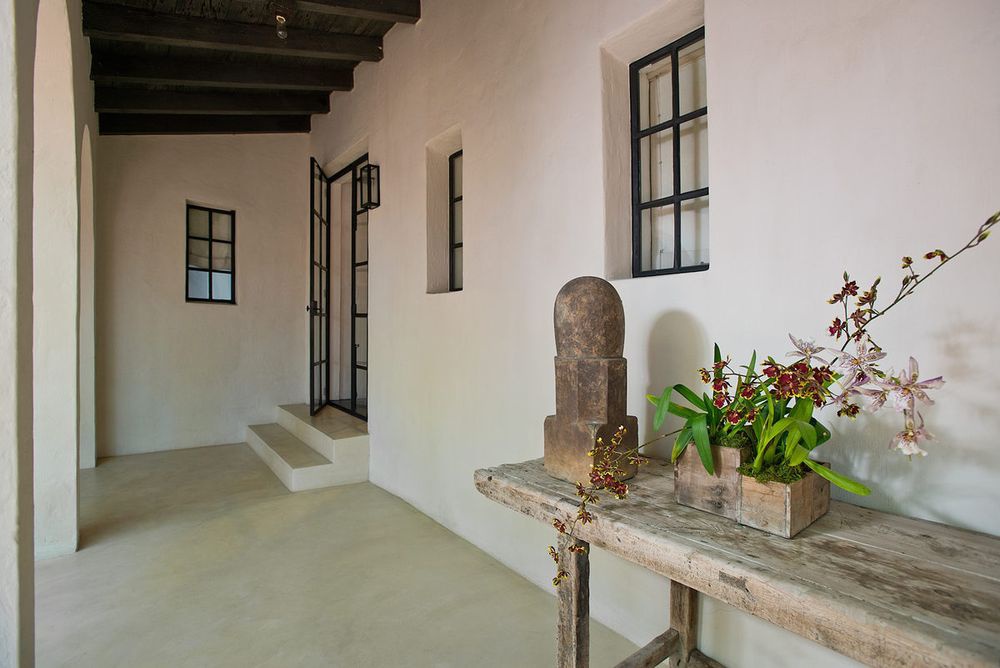 Calvin and de las casas essay 03 image