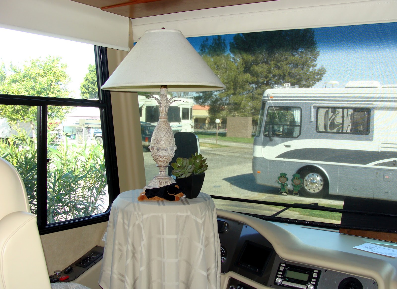 Anywhere USA SHADOW HILLS RV RESORT, Indio, CA 31512