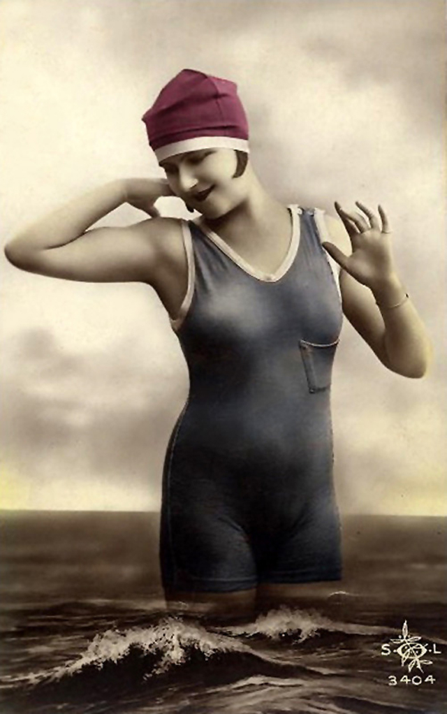 Flapper Fashion 49 Incredible Colorized Postcards Of Cool Girls In Swimsuits During The 1920s 