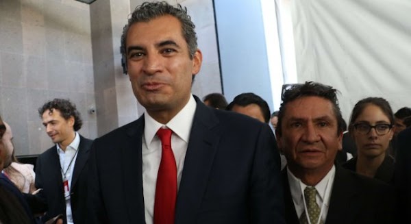 Otra vez el mesias de AMLO quiere usar los fondos de Morena de forma clientelar con los damnificados": Enrique Ochoa Otra vez el mesias de AMLO quiere usar los fondos de Morena de forma clientelar con los damnificados": Enrique Ochoa