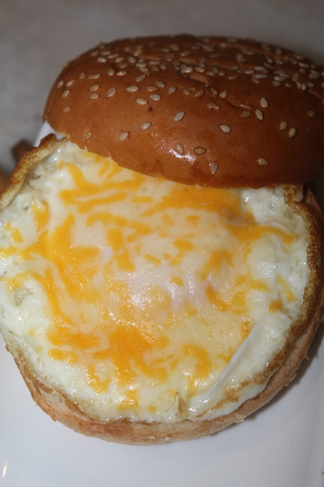 love 2 eat EGG BANJO