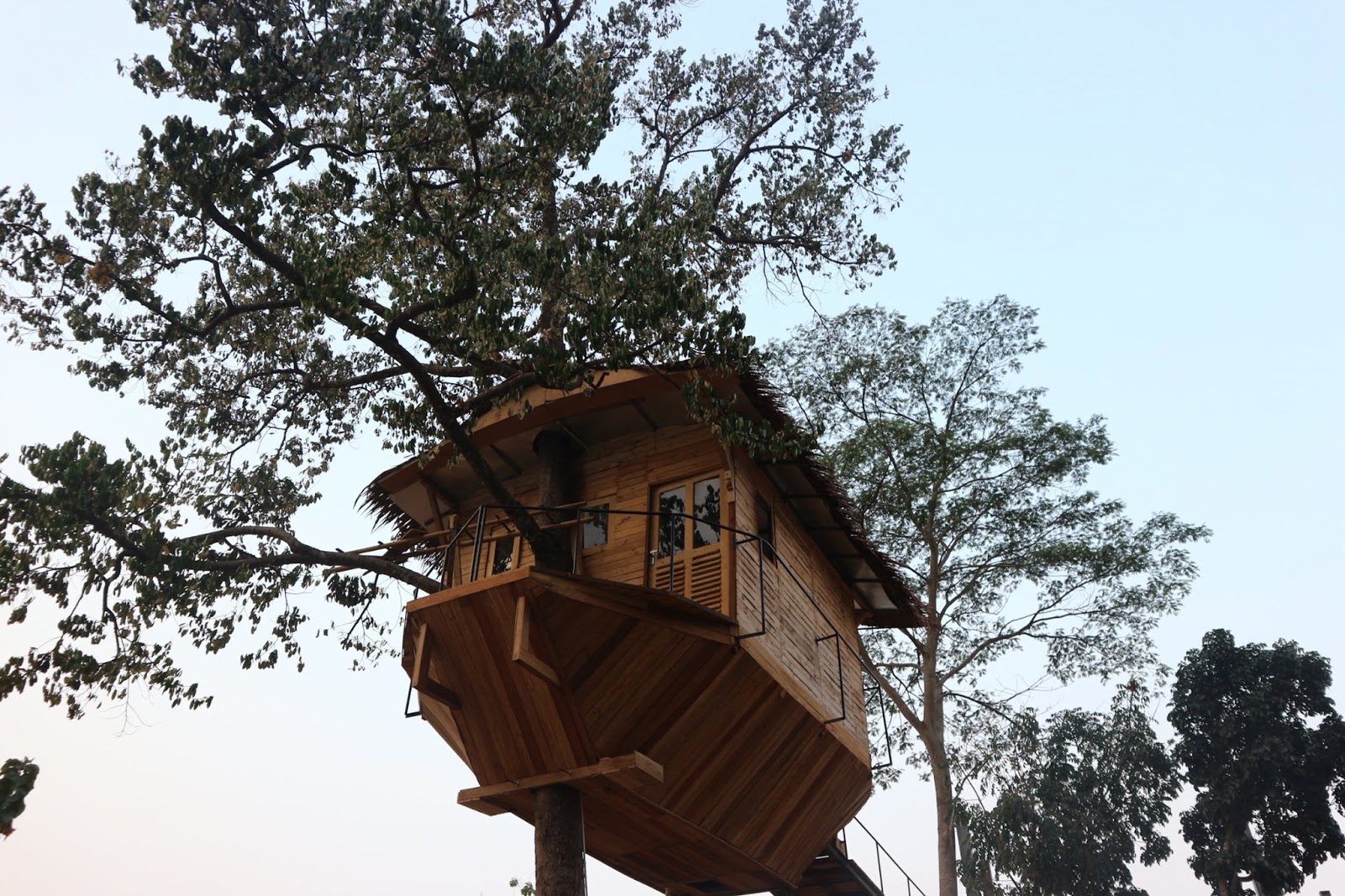 Gambar arsitektur D'Pongs Wisata Keluarga