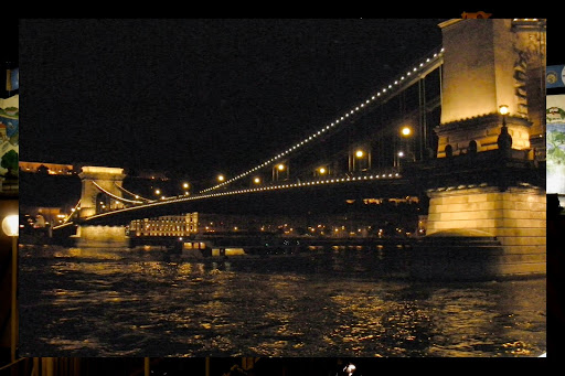 2 days in Budapest: Cruise the Danube after dark