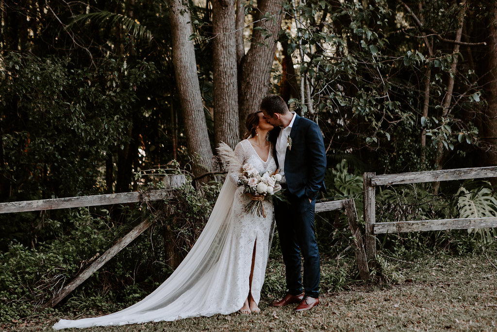 JOSH AND JODIE | TO THE AISLE AUSTRALIA WOOD & WILLOW WEDDING PHOTOGRAPHY GOLD COAST REAL WEDDING