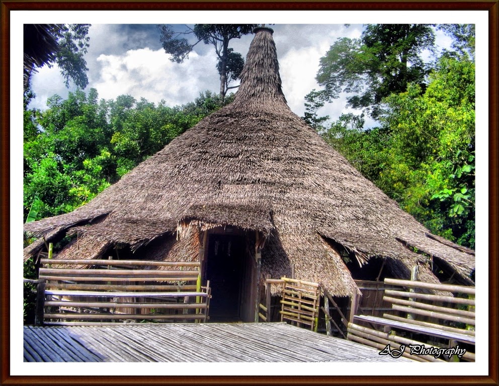 KAMPUNG BUDAYA SARAWAK (Lokasi)  AKTIVITI FILEM DI SARAWAK