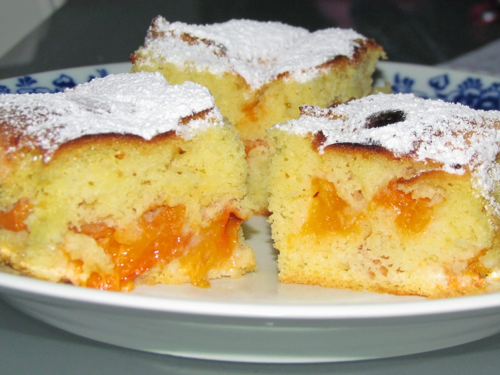 Prajitura cu caise / Apricot cake