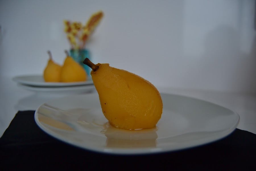 Postre peras cocidas