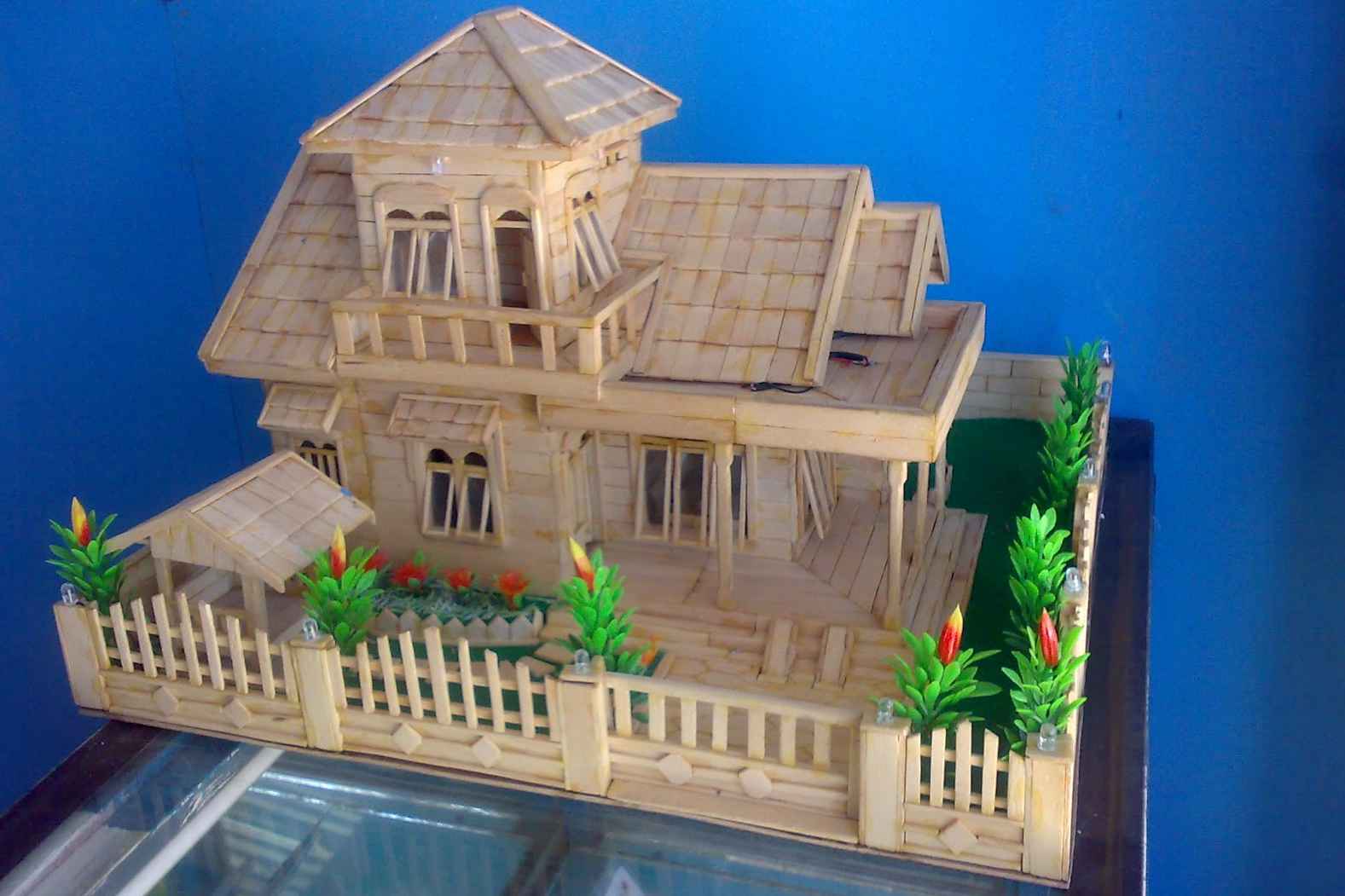 Kreasi Rumah Miniatur Dari Stik Es Krim - Aneka Kreasi