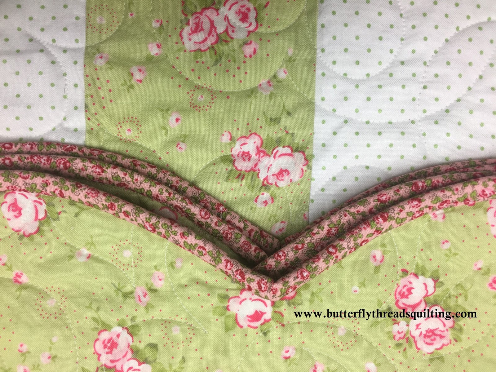 Butterfly Threads How To Make a Scalloped Quilt Binding