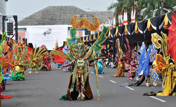 Karnaval Batik Solo, Surakarta Karnaval Batik Solo, Surakarta