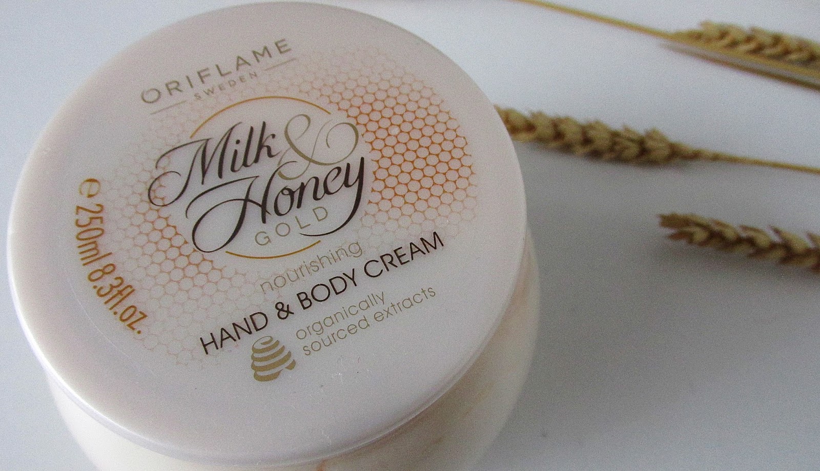 Oriflame Milk & Honey Gold Hand & Body Cream Pieces Of Me