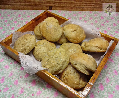 Scones Veganos de Cardamomo y Limón.