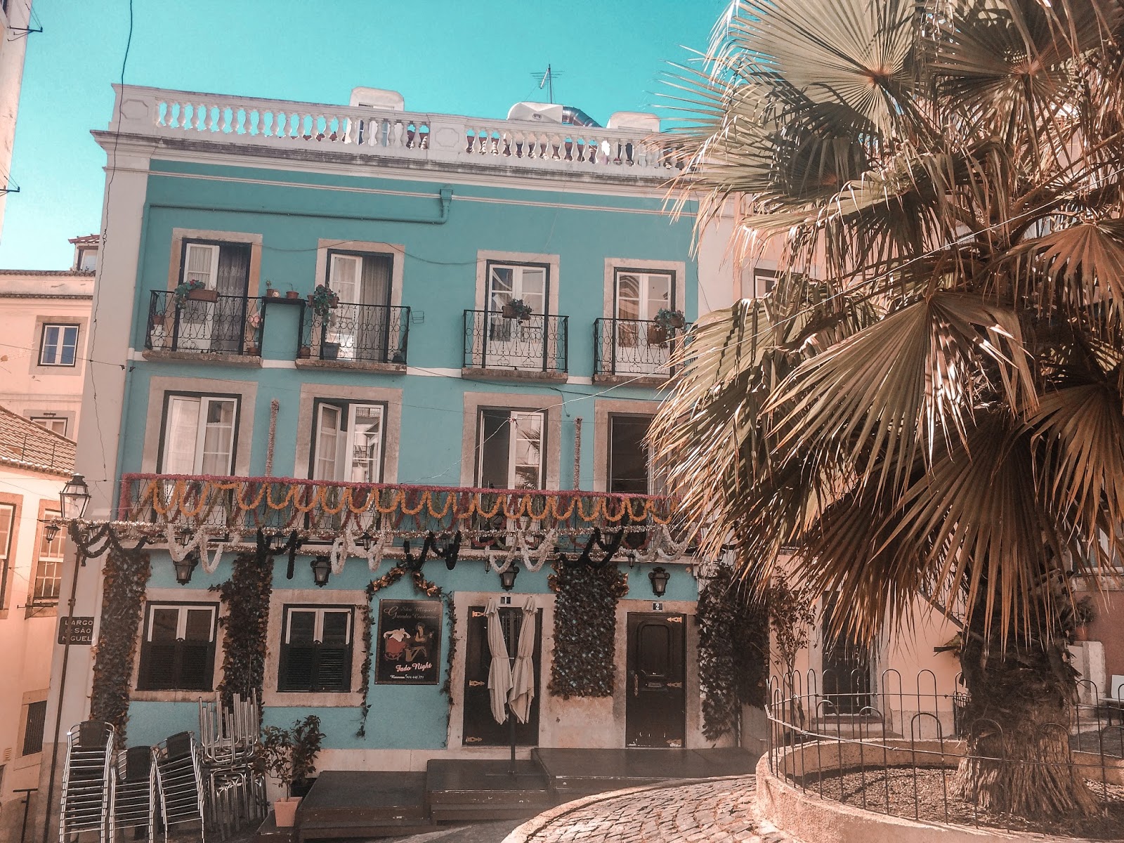 5 things worth seeing and trying in Lisbon Budget travel to Portugal, what to see in Lisbon, lifestyle travel blog, thedailywonders, Lisbon photography