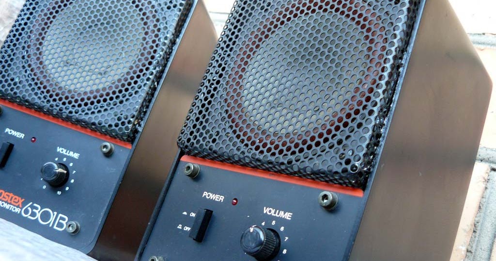 Fostex 6301B активные ШП мониторные колонки в Московском магазине