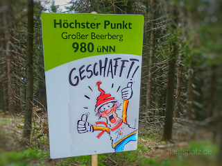 Rennsteiglauf Supermarathon Großer Beerberg Schild Großer Beerberg Rennsteiglauf Supermarathon