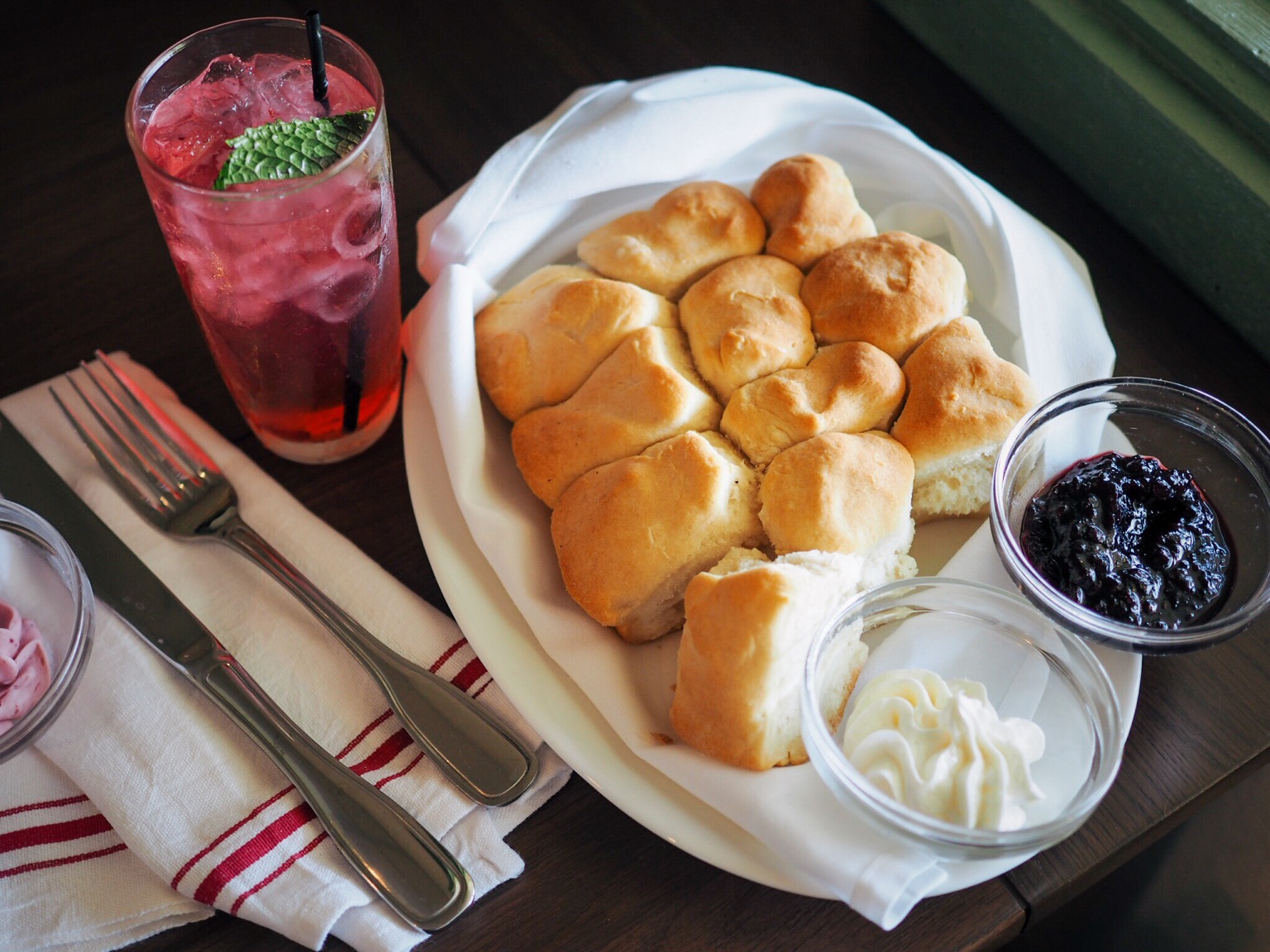 Why We Love Eating at Knott's Berry Farm Hungry In LA