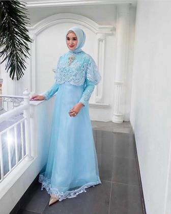 Model Gamis Brokat Kombinasi Satin Untuk Wisuda