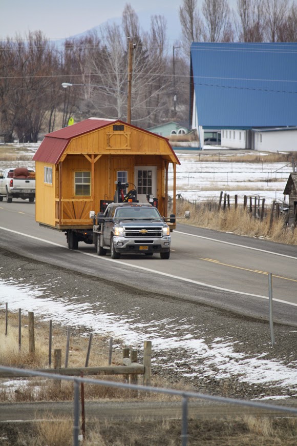 TheyNeverGrowUpNursery The Dolly House has arrived!!!