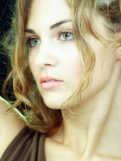 Giada Barbieri spot tre 3 2016 testimonial