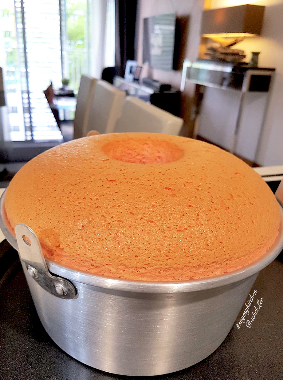 Say My Kitchen Mixed Berries Yoghurt Chiffon Cake 杂莓优格戚风蛋糕