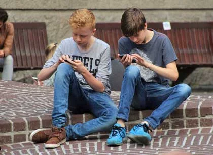 students and their phone