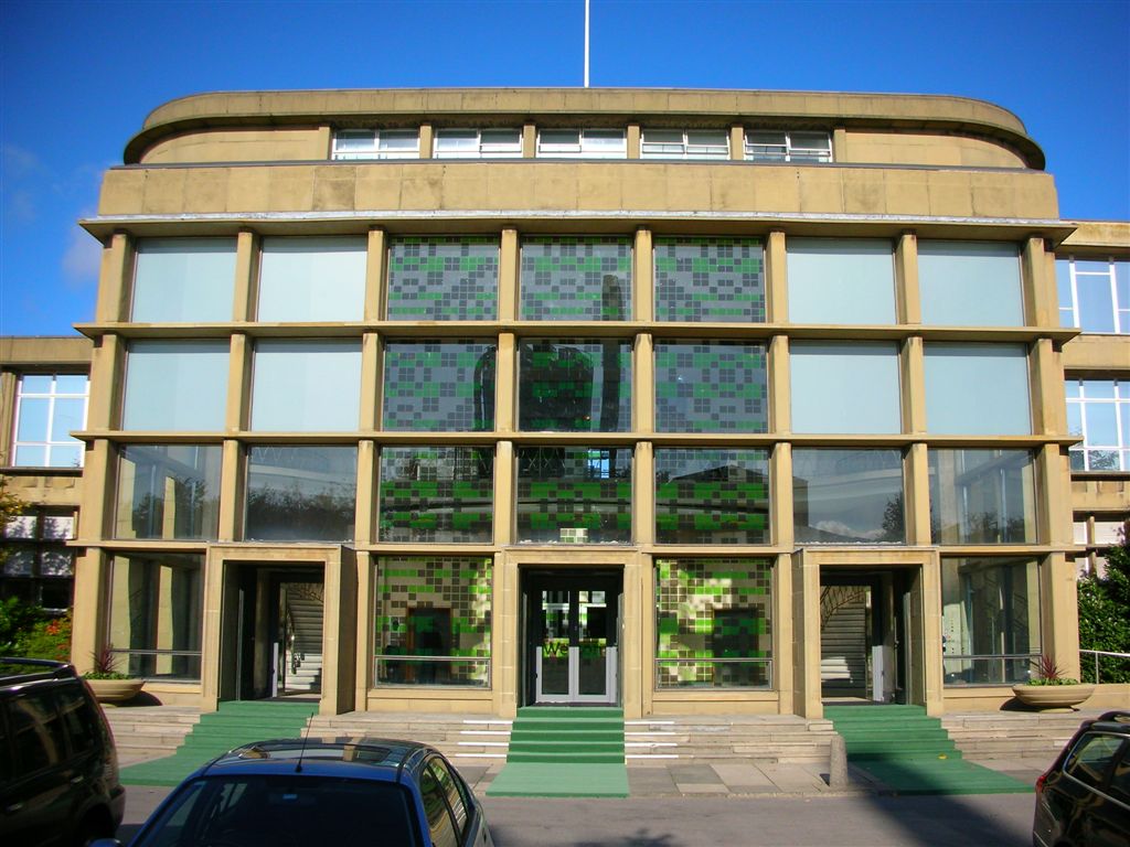 The Green I Signs Blog Self adhesive window graphics for the Lingfield