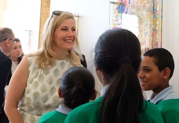 Countess Sophie of Wessex visited Kew Gardens in London together with spouses of heads of government who attend CHOGM2018