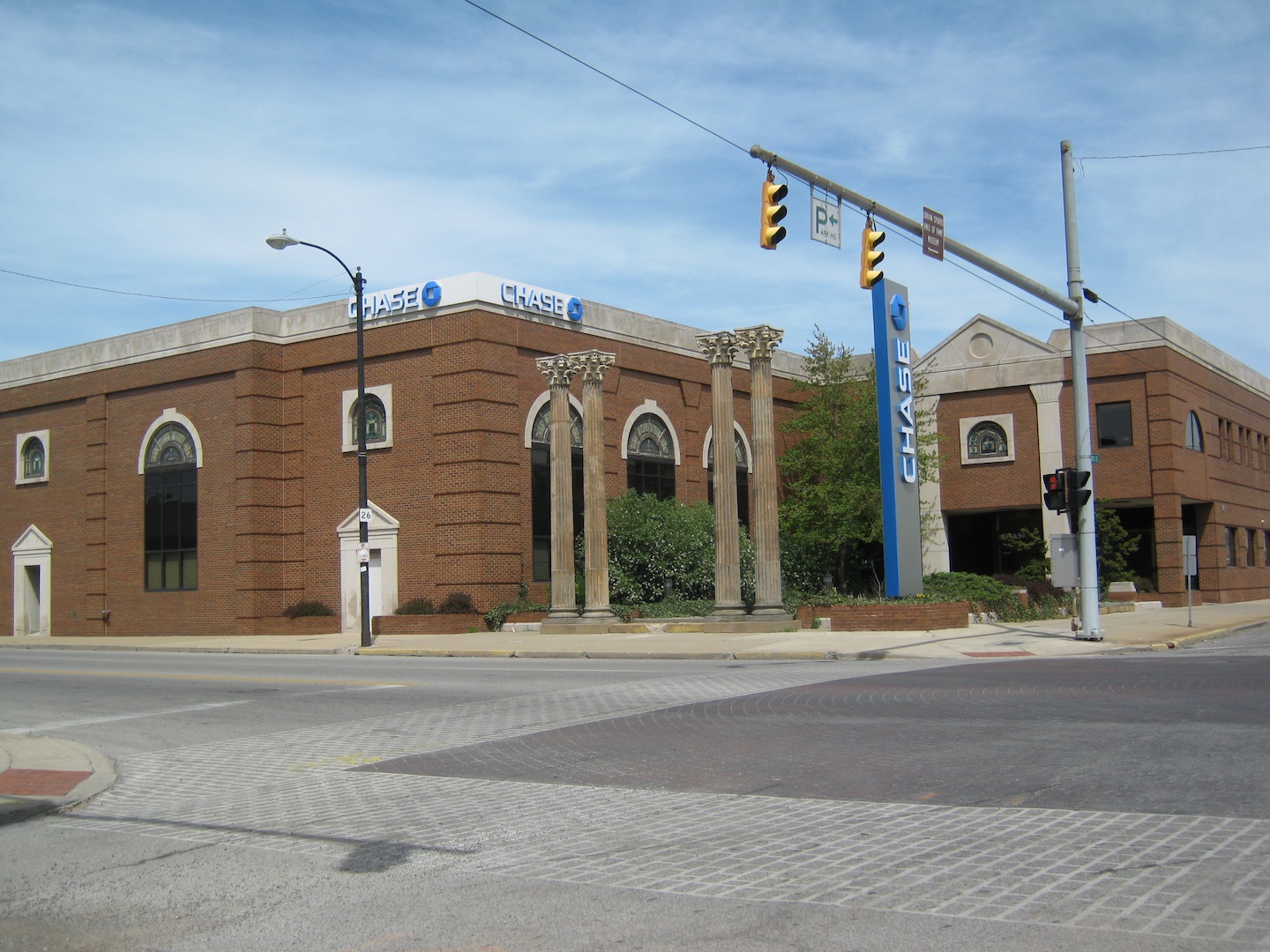 Brady's Bunch of Lorain County Nostalgia Central Bank Then & Now