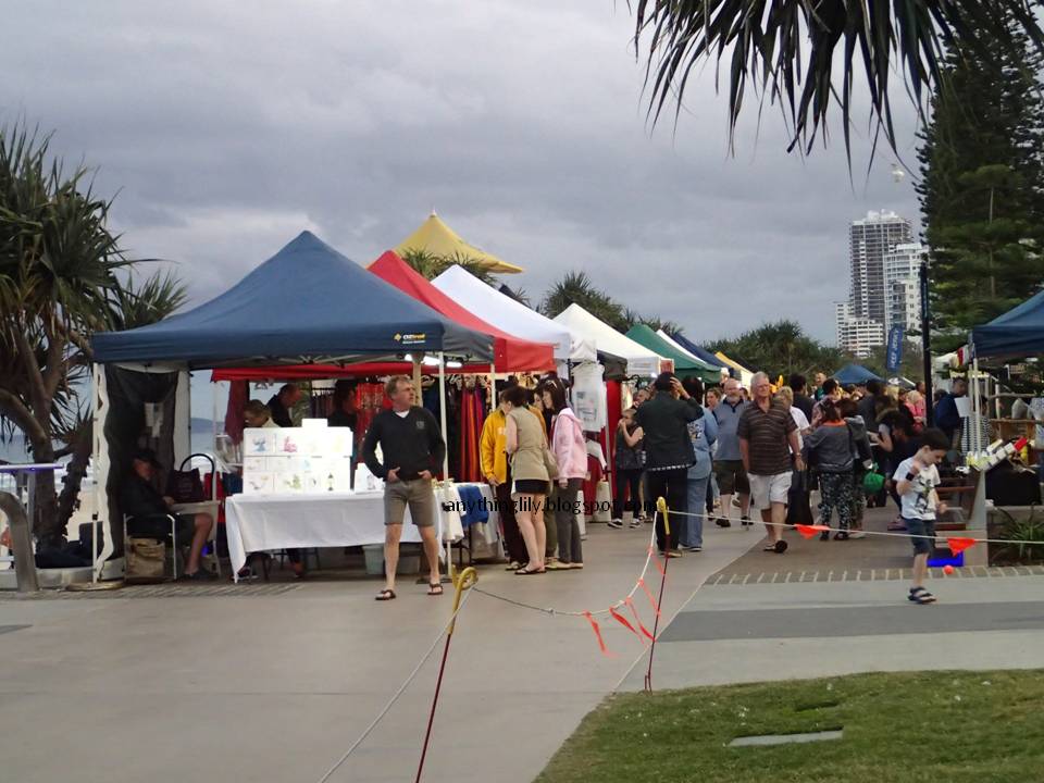 anythinglily Surfers Paradise Beachfront Market Review And Photo Gallery