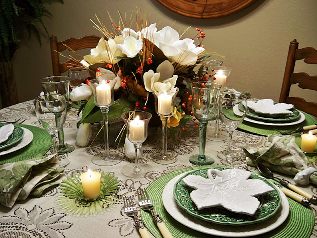 A Stroll Thru Life: Holiday Table-Casual or Formal