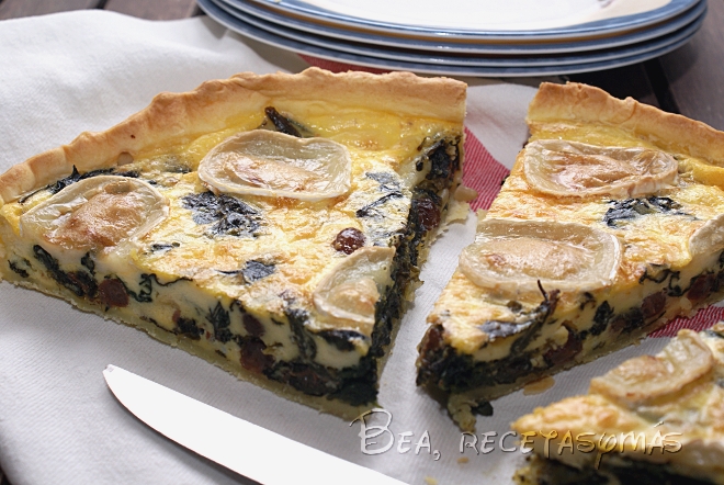 Quiché de espinacas a la catalana