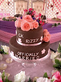 Two tiers wedding cake