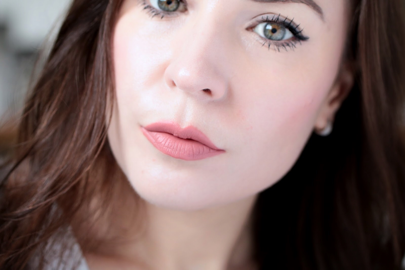 Laura Mercier Velour Extreme Matte Lipstick {TOUS LES SWATCHES