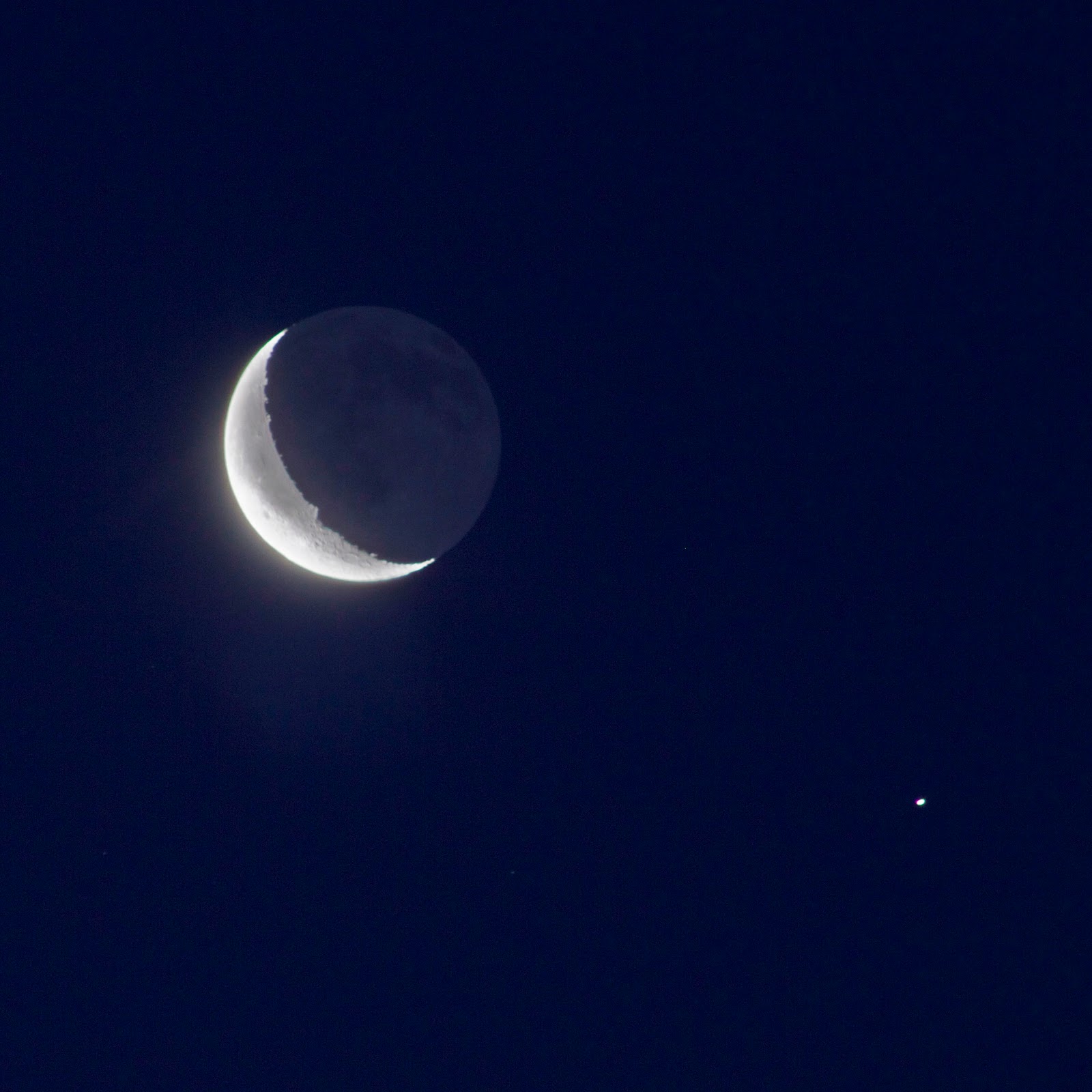 Crescent Moon and Saturn Conjunction