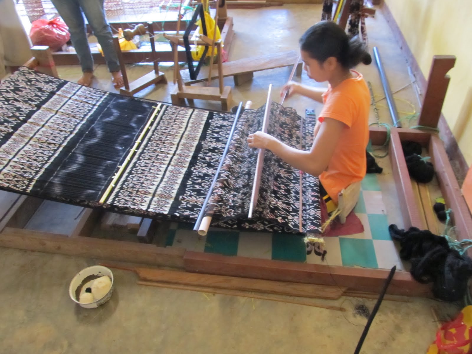 2Cs in Indonesia Island Tour Ikat Weaving