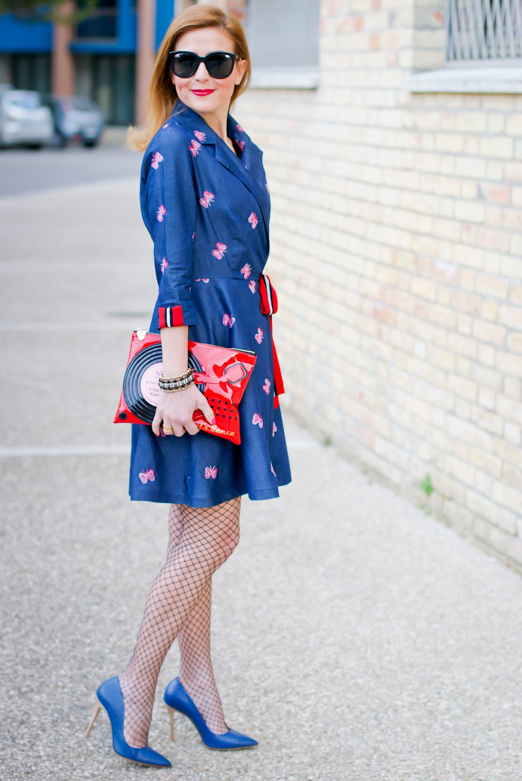 Butterfly denim dress from Metisu on Fashion and Cookies fashion blog, fashion blogger style