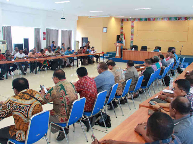Masyarakat Papua Diharapkan Terima Keputusan Penundaan Perekrutan CPNS Masyarakat Papua Diharapkan Terima Keputusan Penundaan Perekrutan CPNS