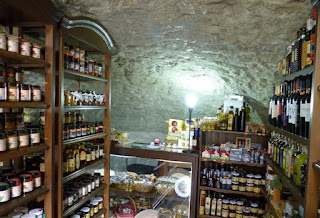 Setenil de Las Bodegas. Setenil de Las Bodegas.