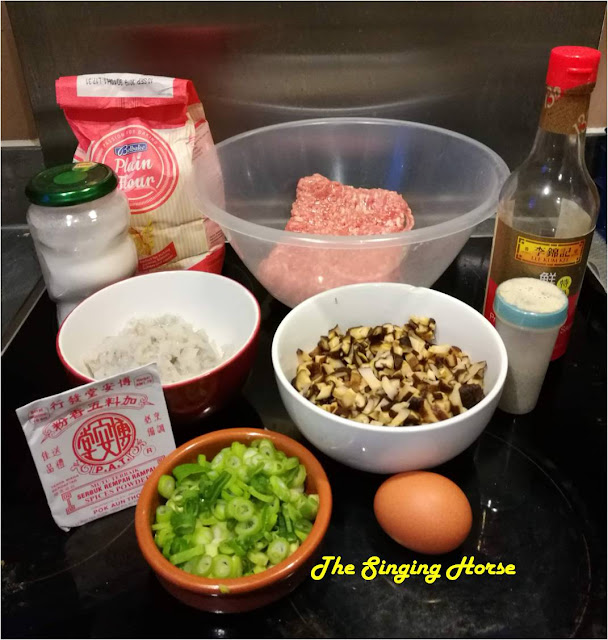 Chinese FiveSpiced Meatloaf (五香 / Ngo Hiang / Lor Bak)