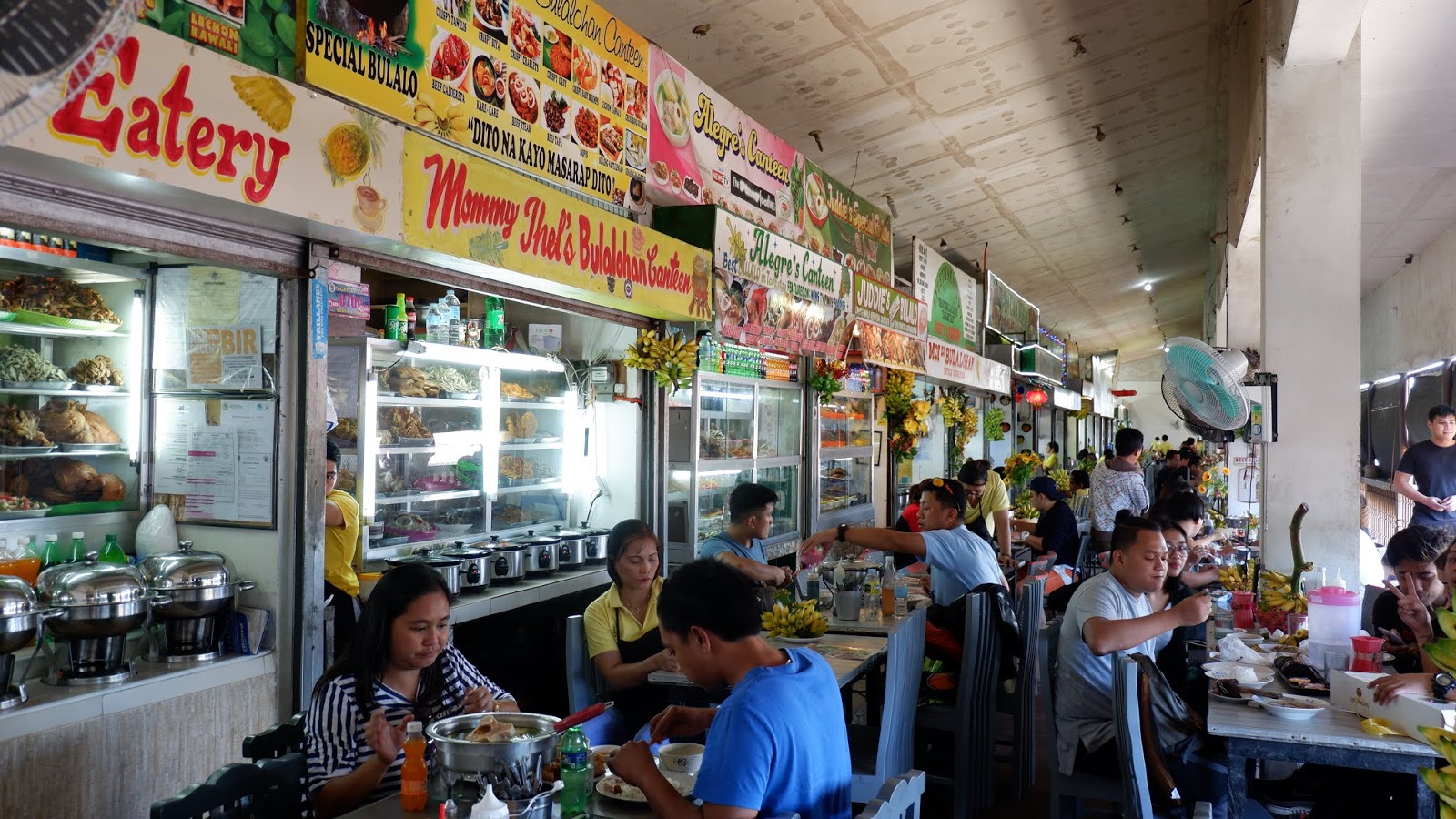 BULALOHAN at MAHOGANY MARKET Tagaytay City