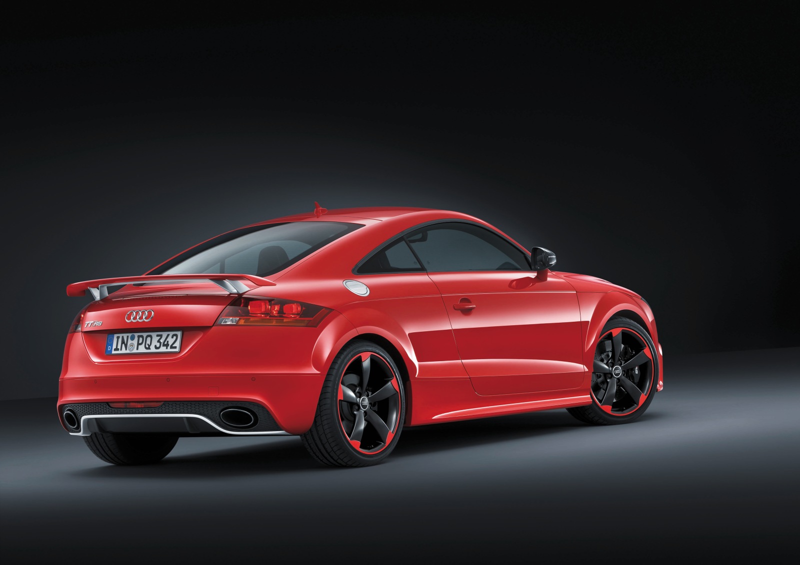 Audi тт rs