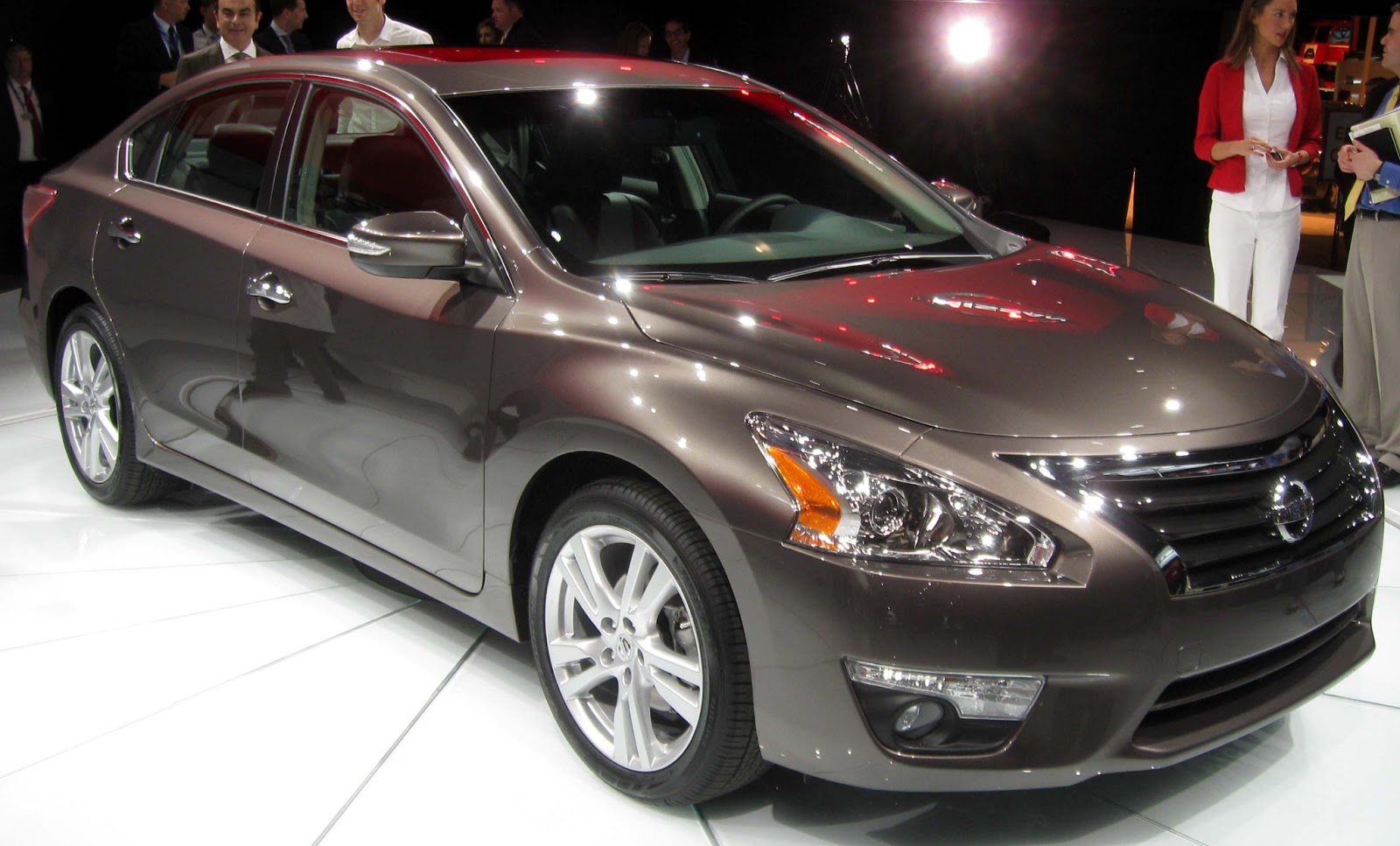 Latest Cars Models: 2013 Nissan altima