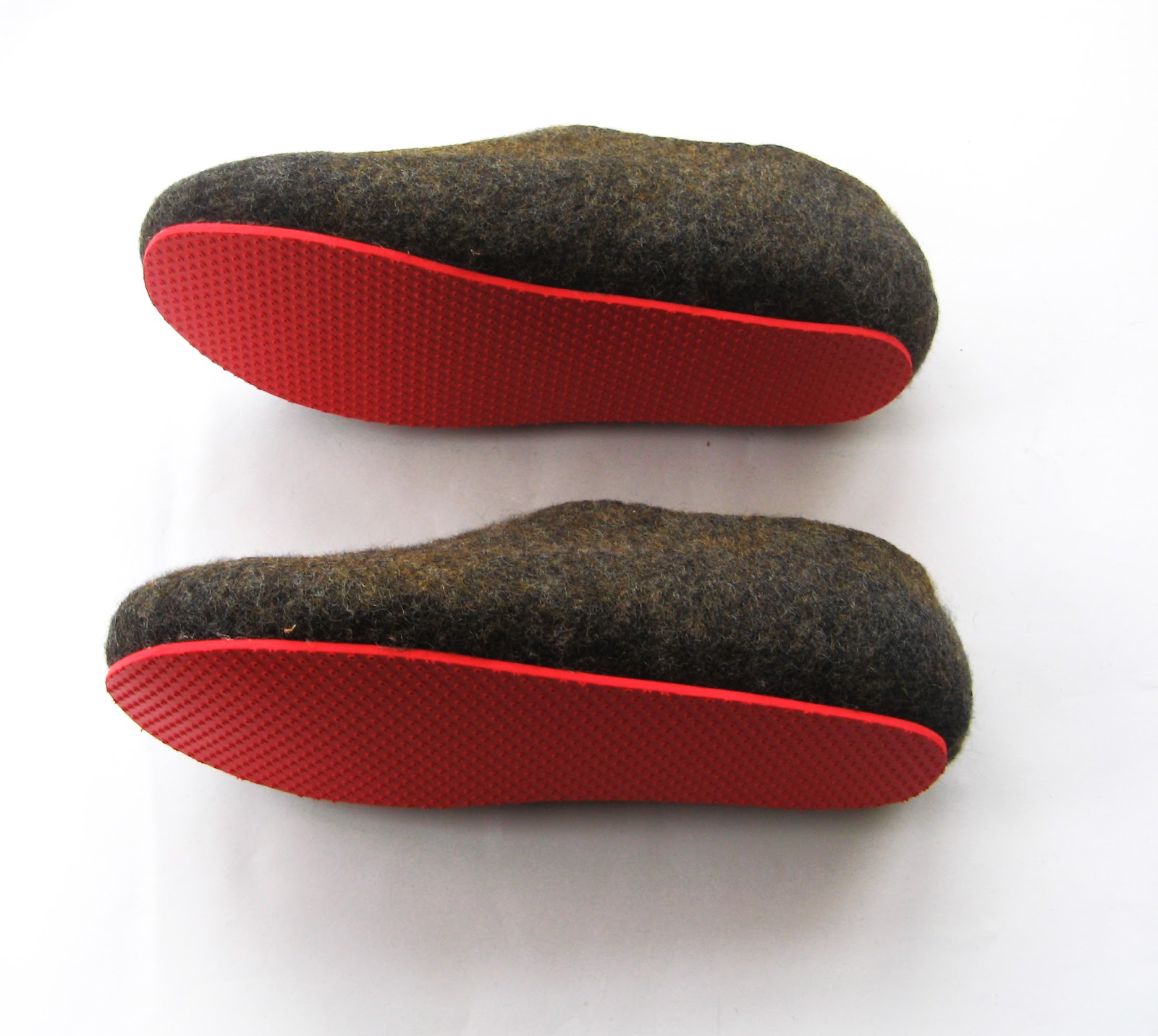 Felted Wool Slippers, Wool Boots, Cat Beds: 04/03/12 - 11/03/12
