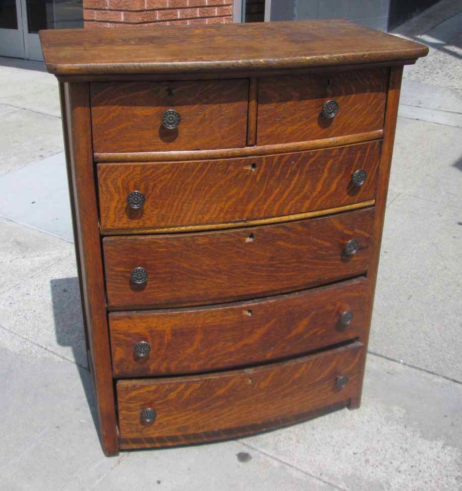 UHURU FURNITURE & COLLECTIBLES SOLD Antique Oak Chest of Drawers 150